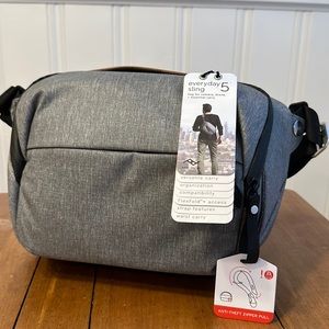 NWT Peak Design Everyday Sling 5l